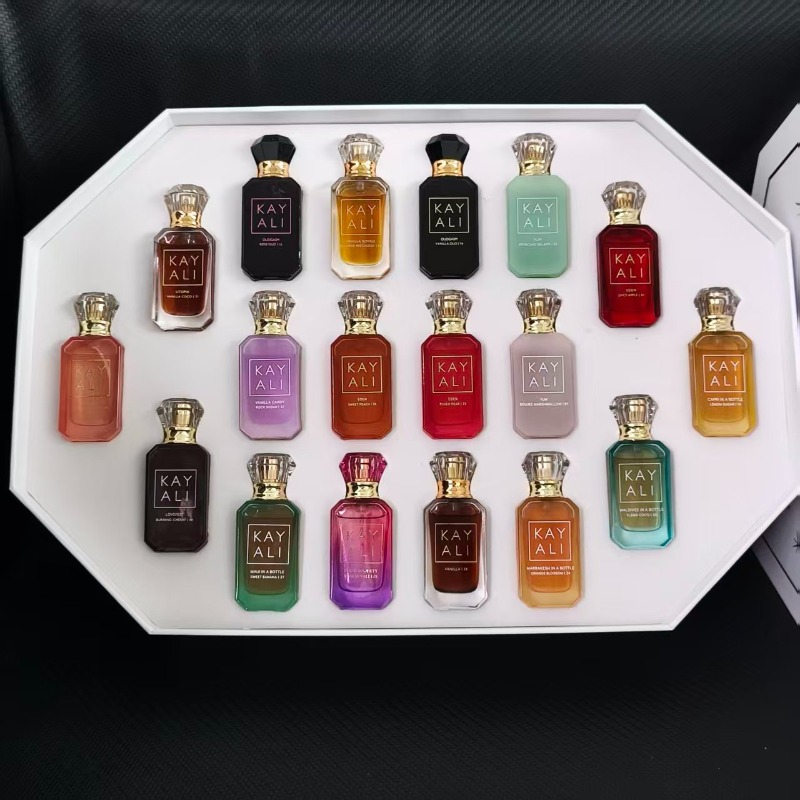 ชุดน้ำหอมขนาดพกพา 10 มล. พร้อม - The Collection Perfume Fragrance บทวิจารณ์และราคา